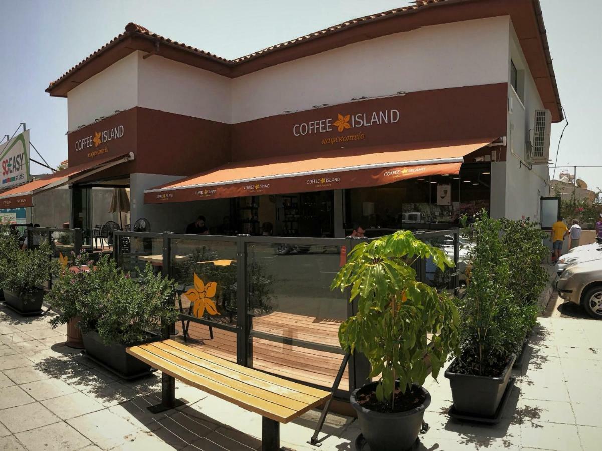 Easystay Two Bedroom Apartment Larnaca Exterior photo