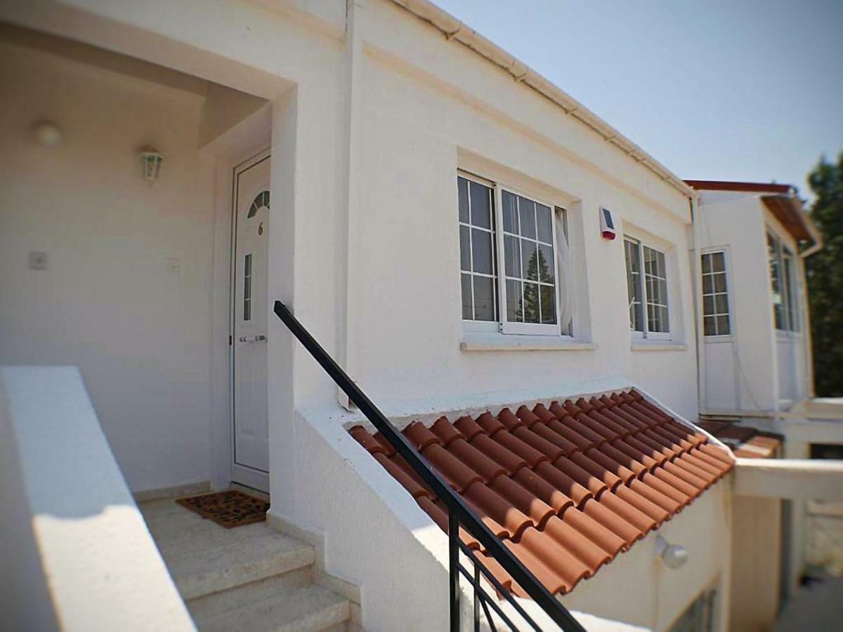Easystay Two Bedroom Apartment Larnaca Exterior photo